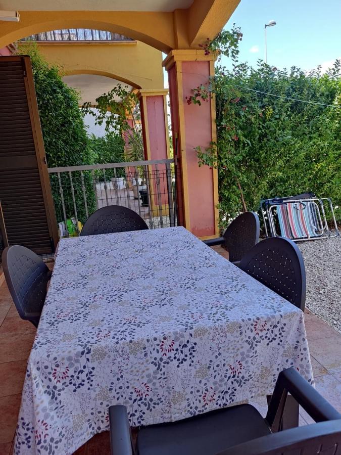 Apartamento Completo Con Piscina Comunitaria Y Patio Exterior อายามอนเต ภายนอก รูปภาพ
